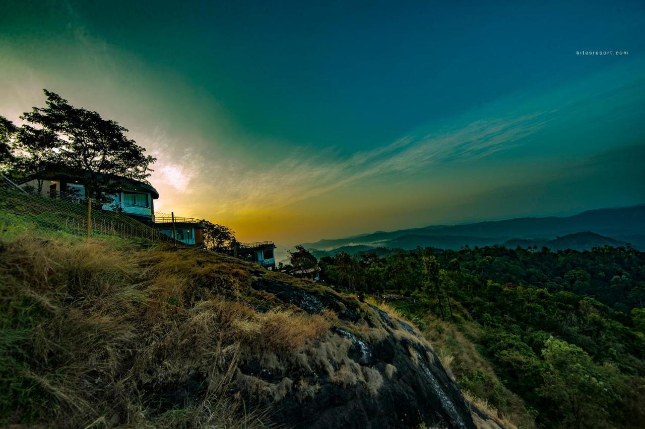 Haze And Kites Resort Munnar Buitenkant foto