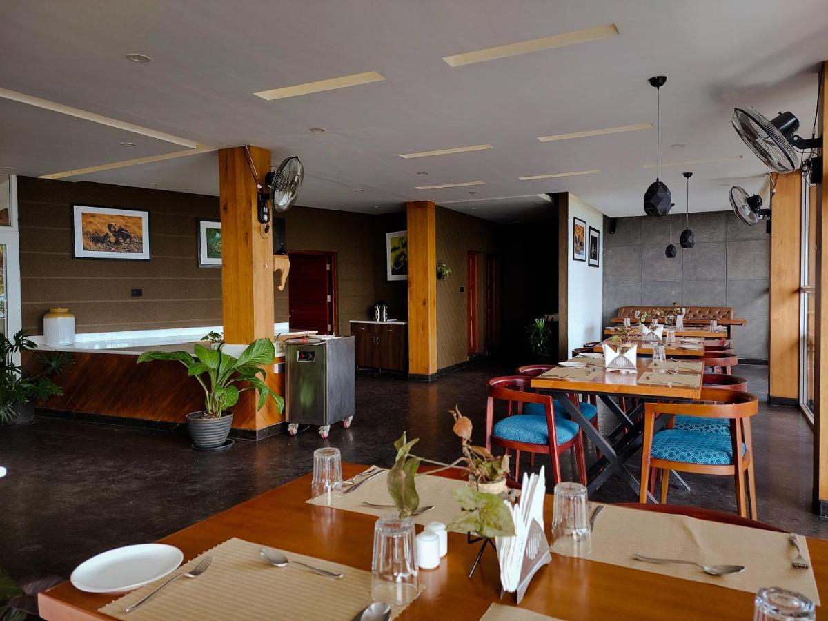 Haze And Kites Resort Munnar Buitenkant foto