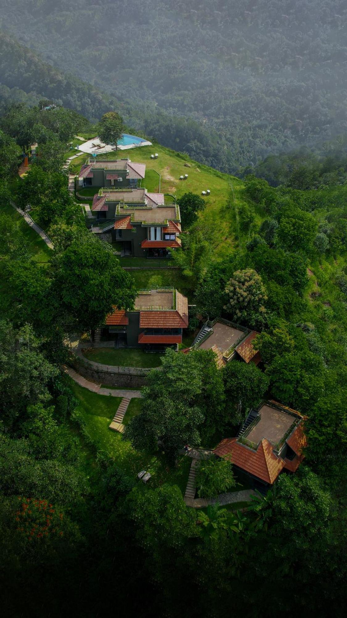 Haze And Kites Resort Munnar Buitenkant foto